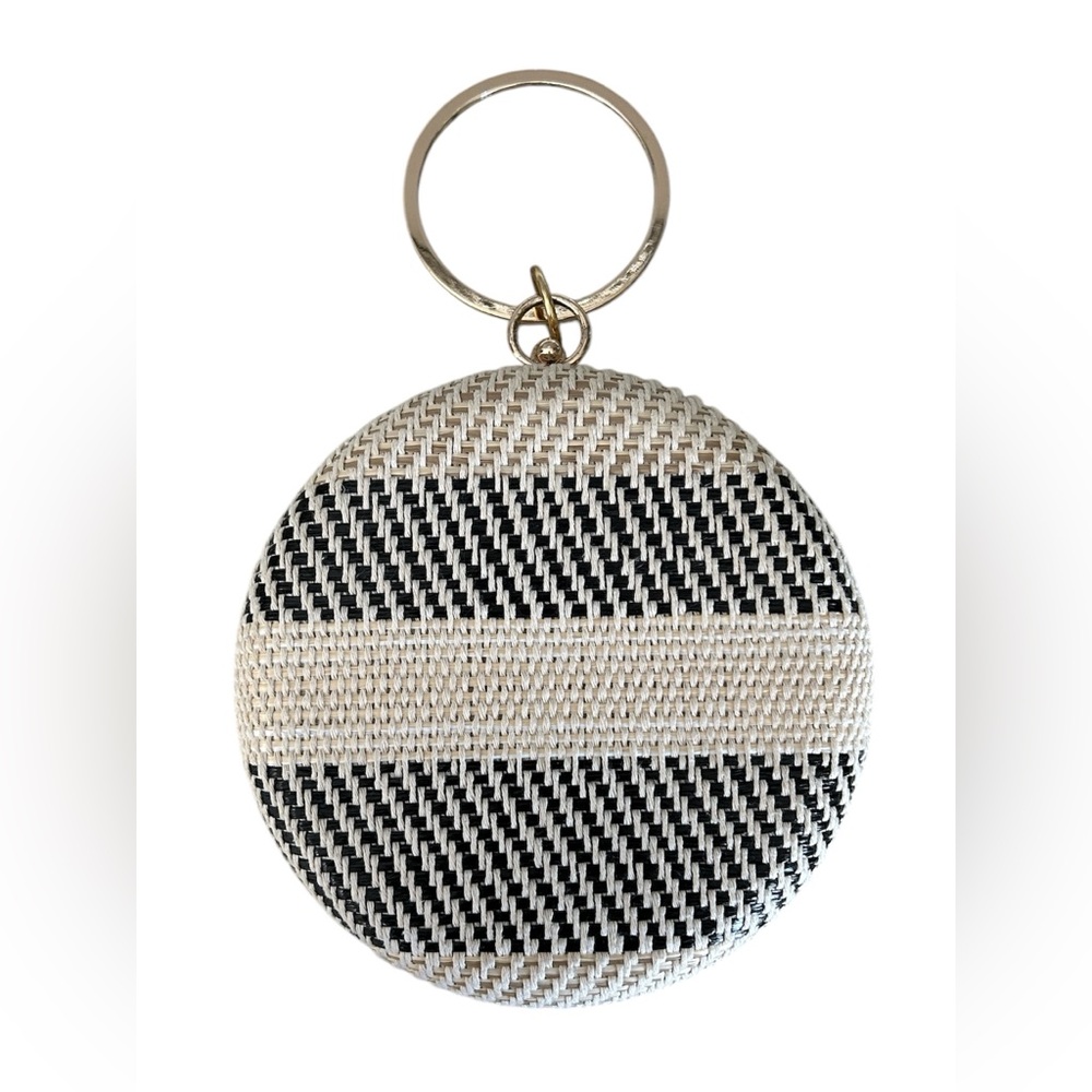 Savanna Cream Black Round Woven Crossbody Satchel Gold Chain Boho Bag Purse - Picture 8 of 13